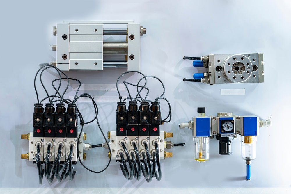 آشنایی با اجزای سیستم پنوماتیک و نحوه عملکرد آن | آموزش تخصصی پنو رسان آشنایی با اجزای سیستم پنوماتیک و نحوه عملکرد آن | آموزش تخصصی پنو رسان